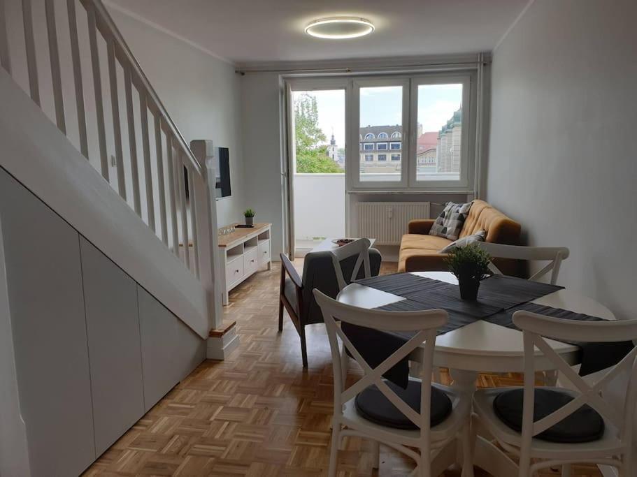 Duplex 250 M From Market Square * Wroclaw